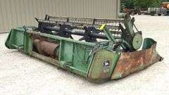 John Deere 216 16' grain head