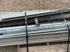 7'x7' garage door w/ track