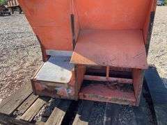 Smidley hog feeder