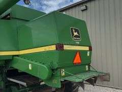 John Deere 9500 4x4 combine