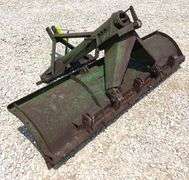 John Deere 6' 3-point grader blade