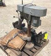 Group of shop and trailer hitch items