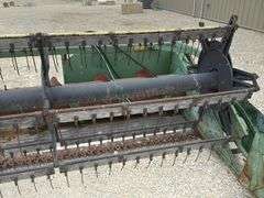 John Deere 216 16' grain head