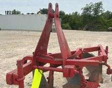 Dearborn 3-12" 3-point plow w/ coulters