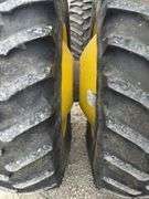 John Deere 9500 4x4 combine