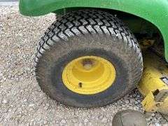 John Deere LX279 riding mower
