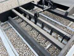 Unused 6' skid steer grader scraper w/ hydraulic scarifer
