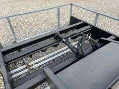 Unused 6' skid steer grader scraper w/ hydraulic scarifer