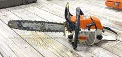 Stihl Wood Boss 028AV chainsaw w/ case