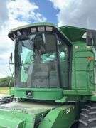 John Deere 9500 4x4 combine