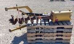 Ground Force F8C Industrial 3-point post hole digger