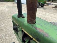 John Deere 8640 4-wheel drive tractor