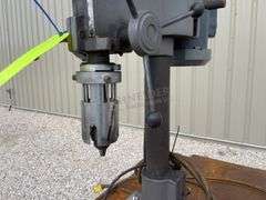 44"x62" welding table w/ vise & drill press