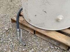 300 gallon steel fuel tank w/ stand