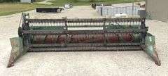 John Deere 216 16' grain head