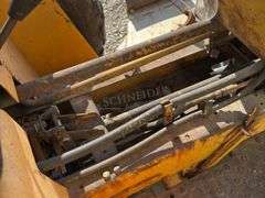 International Cub Low-Boy 154 tractor w/ mower