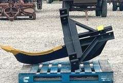 HD 3-point ripper w/ 34” ripper tooth