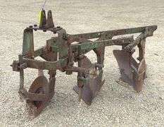 Oliver 3-16" 3-point plow w/ coulters