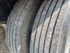 2009 PJ 30' flatbed gooseneck trailer