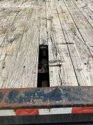 2009 PJ 30' flatbed gooseneck trailer