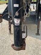 2009 PJ 30' flatbed gooseneck trailer