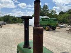 John Deere 8640 4-wheel drive tractor