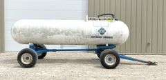 Lely wagon gear w/ 1,000 gallon anhydrous tank