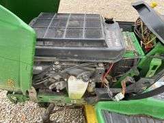John Deere LX279 riding mower