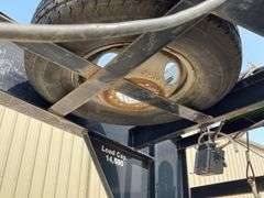 2009 PJ 30' flatbed gooseneck trailer