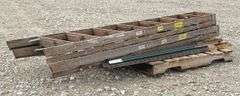 22 steel t-posts and 2-wooden step ladders