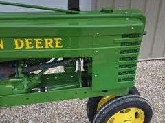 John Deere H tractor