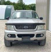 2004 Ford Explorer XLT 4x4 SUV