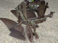 Oliver 3-16" 3-point plow w/ coulters