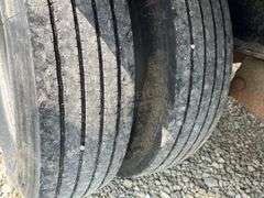 2009 PJ 30' flatbed gooseneck trailer