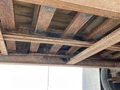 2009 PJ 30' flatbed gooseneck trailer