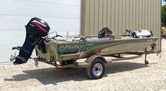 2000 Fisher 17 Dominator aluminum fishing boat