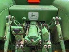 John Deere 8640 4-wheel drive tractor