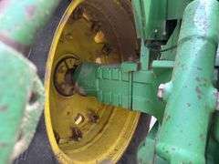 John Deere 8640 4-wheel drive tractor
