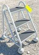 Cotterman 28" rolling utility stairs