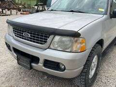 2004 Ford Explorer XLT 4x4 SUV