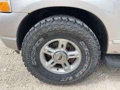 2004 Ford Explorer XLT 4x4 SUV