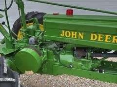 John Deere H tractor