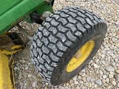 John Deere LX279 riding mower