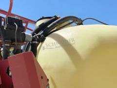 Hardi Commander 1,200 gallon sprayer