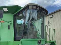 John Deere 9500 4x4 combine