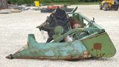 John Deere 216 16' grain head