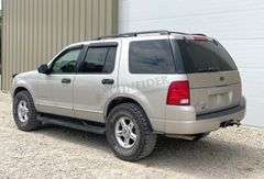 2004 Ford Explorer XLT 4x4 SUV
