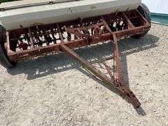 International 10 9' grain drill
