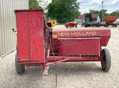 New Holland 273 square hay baler