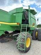 John Deere 9500 4x4 combine